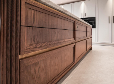 Bespoke Kitchen Walnut 559.3