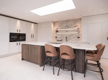 Bespoke Kitchen Walnut 559.4