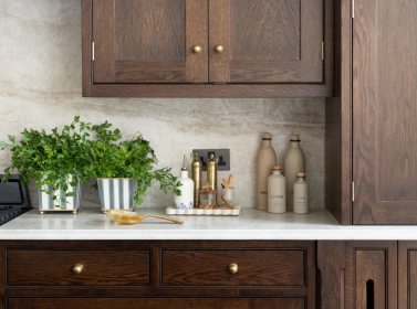 Bespoke Kitchen Walnut 561
