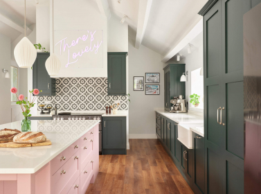 Painted Kitchen Dark Green 107