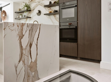 Wood Kitchen Dark Oak 162.2