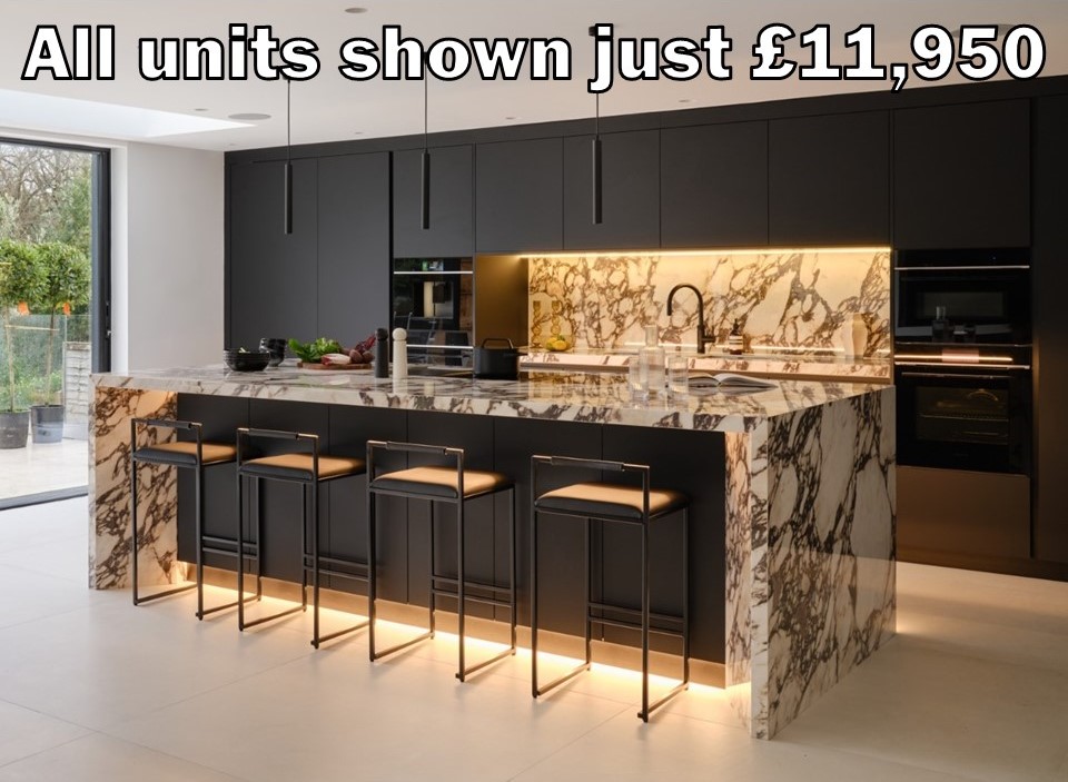 black matt handleless kitchen 500.1