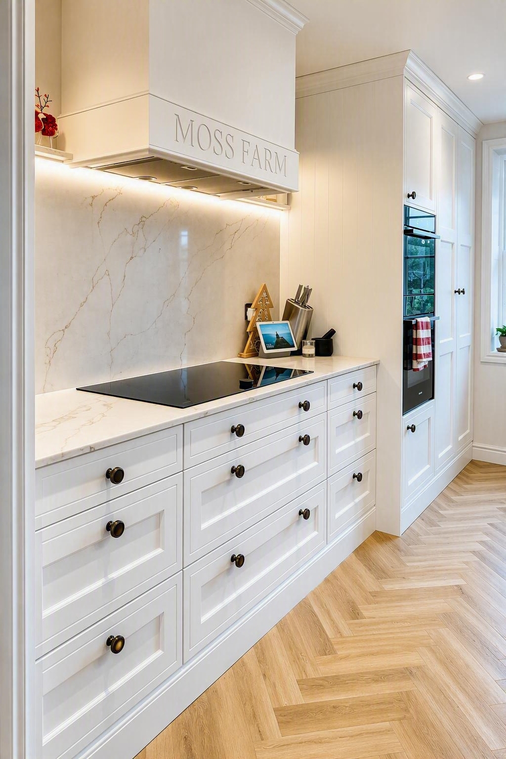 mock in frame kitchen 25