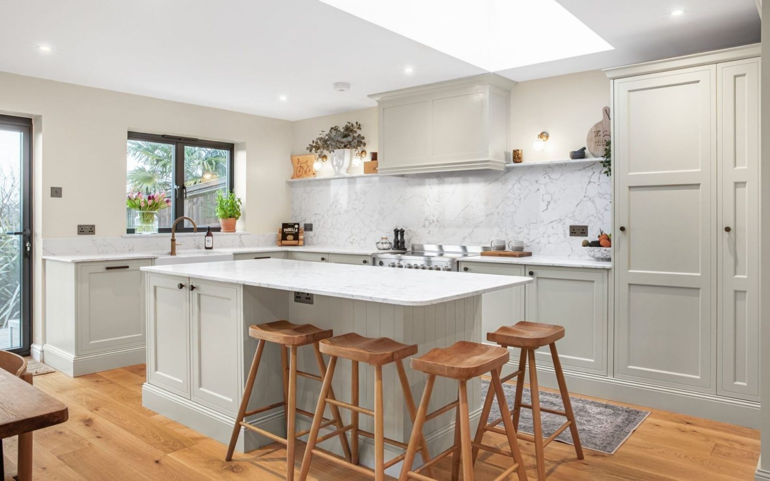 mock in frame kitchen 34