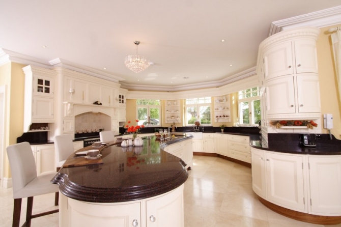 Bespoke Kitchen Cream 4