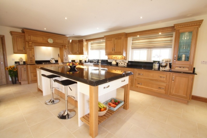 Bespoke Kitchen Oak