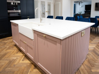 Country kitchen Pink