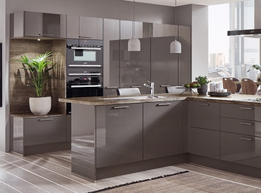 Gloss Kitchens