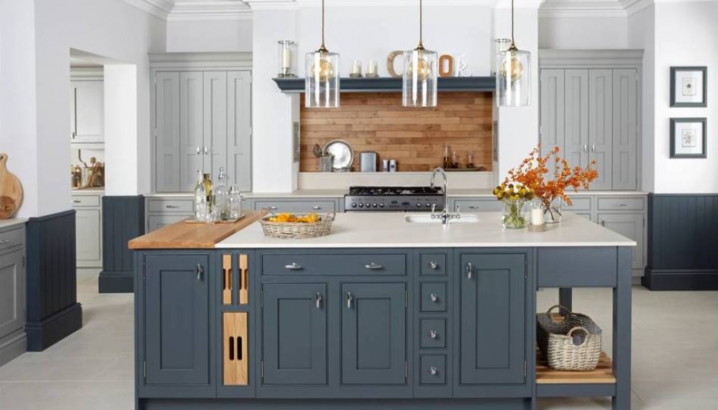 3 things to consider when looking at solid wood kitchens