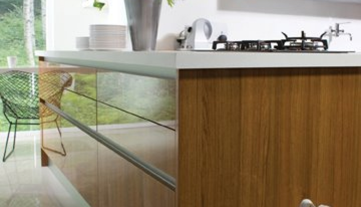 Teak White Gloss Kitchen