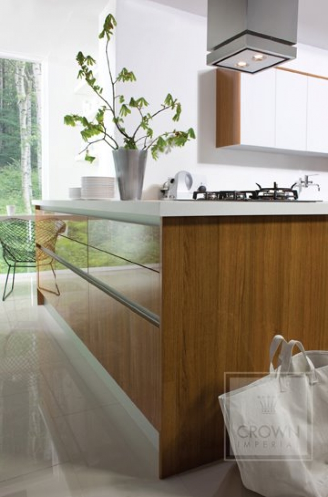 Teak White Gloss Kitchen