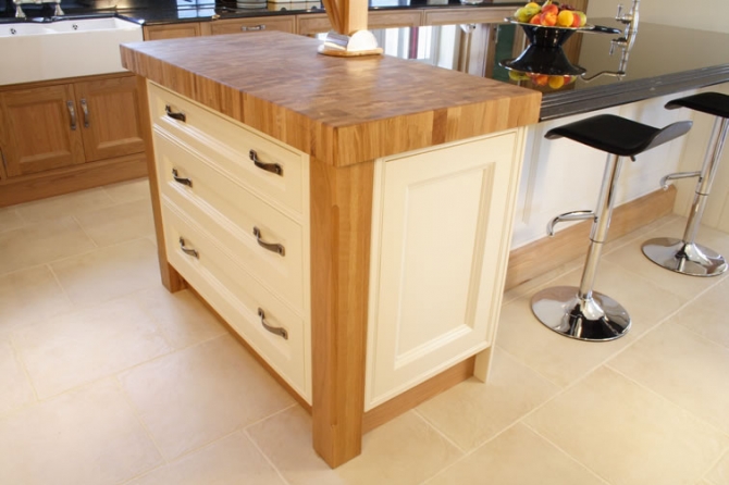 bespoke kitchen cream oak