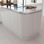 light grey gloss kitchen 2